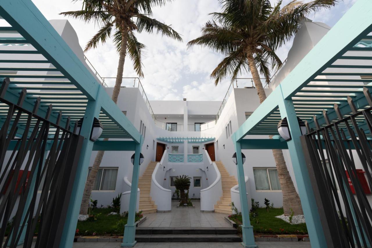 Holiday park مجمع لاقون السكني - للعائلات فقط 3*