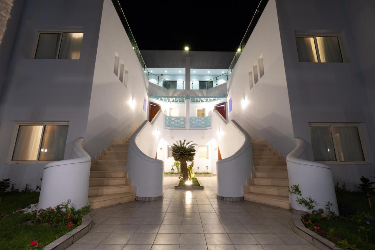 مجمع لاقون السكني - للعائلات فقط Holiday park 3*